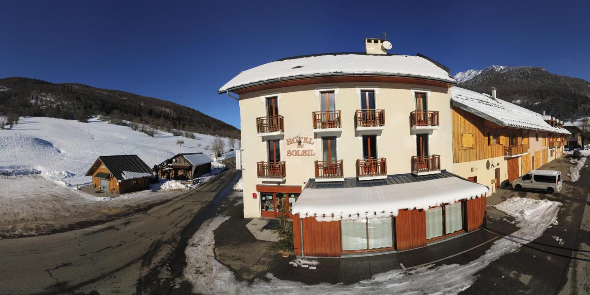Hotel Du Soleil Aillon-le-Jeune Екстериор снимка